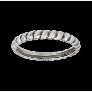 Silpada Belle Fleur Twisted Stacking Ring in Sterling Silver Size 7